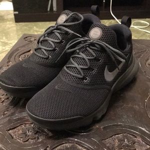 Nike presto fly